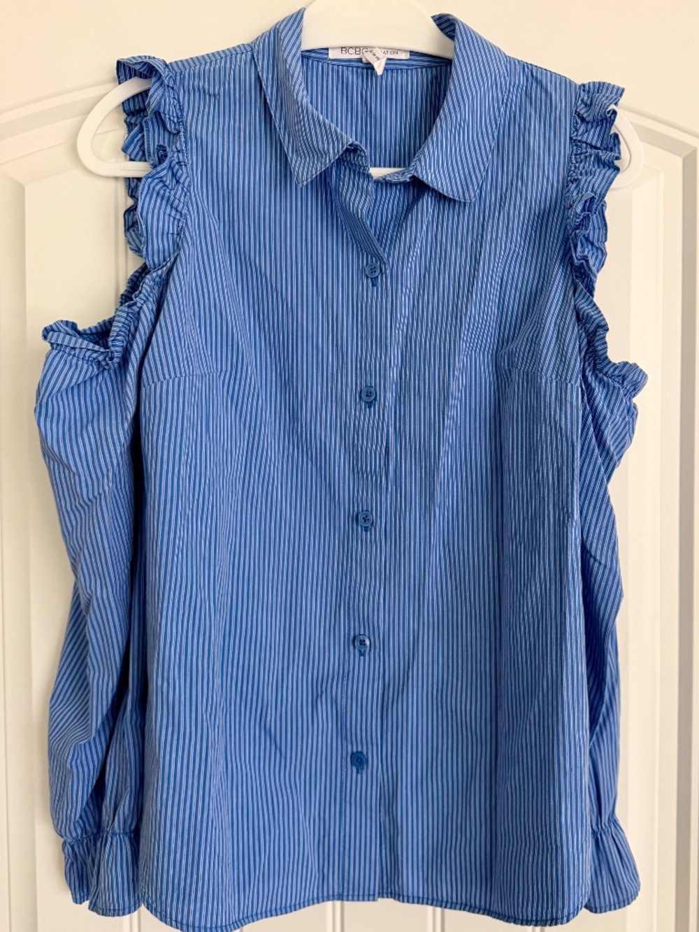BCBGeneration Women’s Off Shoulder Striped Button Down Shirt Blue Size M